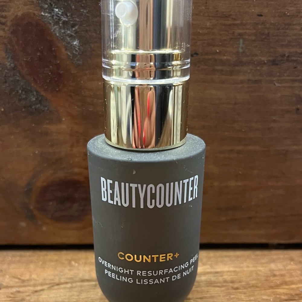Overnight resurfacing peel